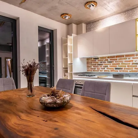 Kindness Апартаменты *